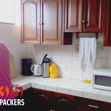 335 Backpackers Vandrehjem Lima Eksteriør billede