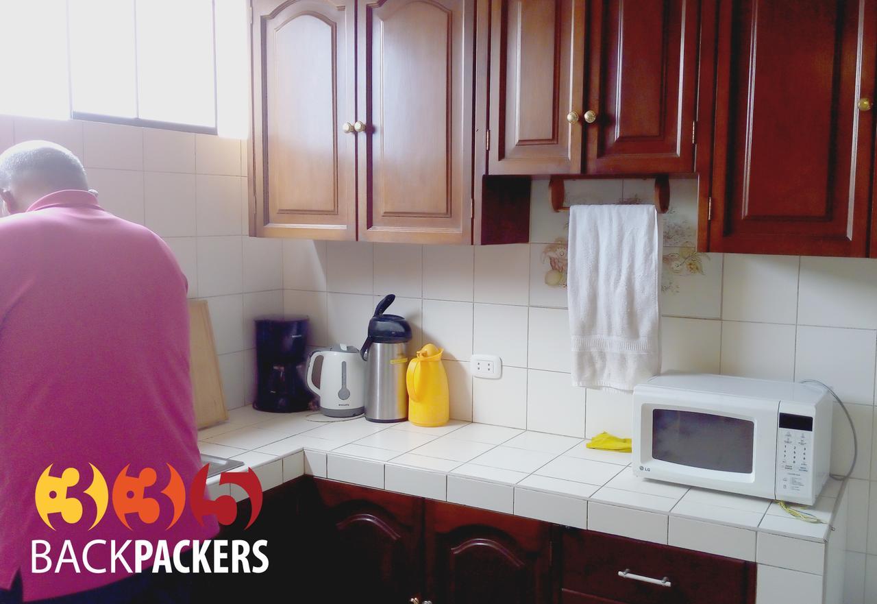 335 Backpackers Vandrehjem Lima Eksteriør billede
